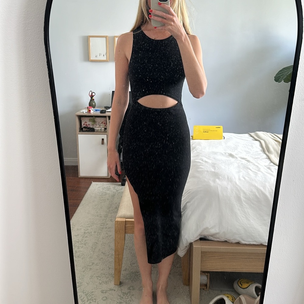 Good American knit dress with cut out and slit